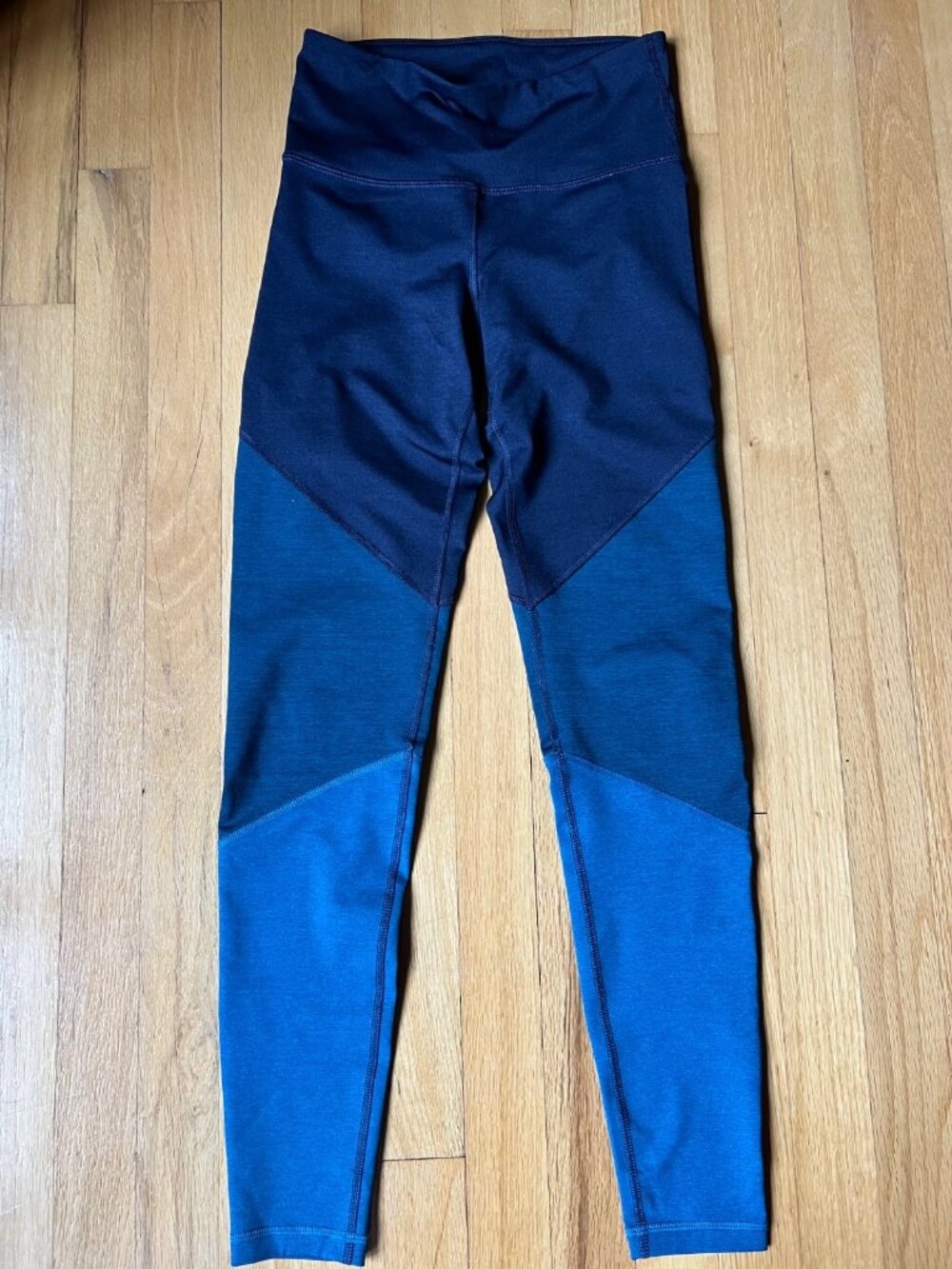 Old Navy Size Small Multi-Blue Color Leggings